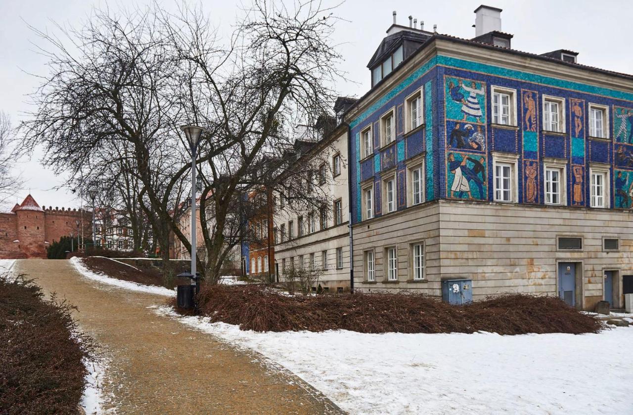 Charming In The Old Town Apartment *